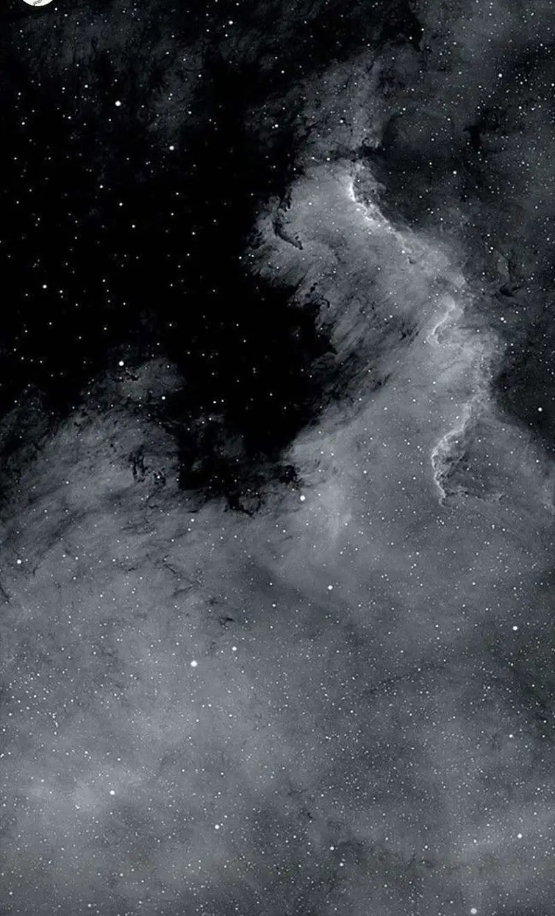 @ezra_.0's background
